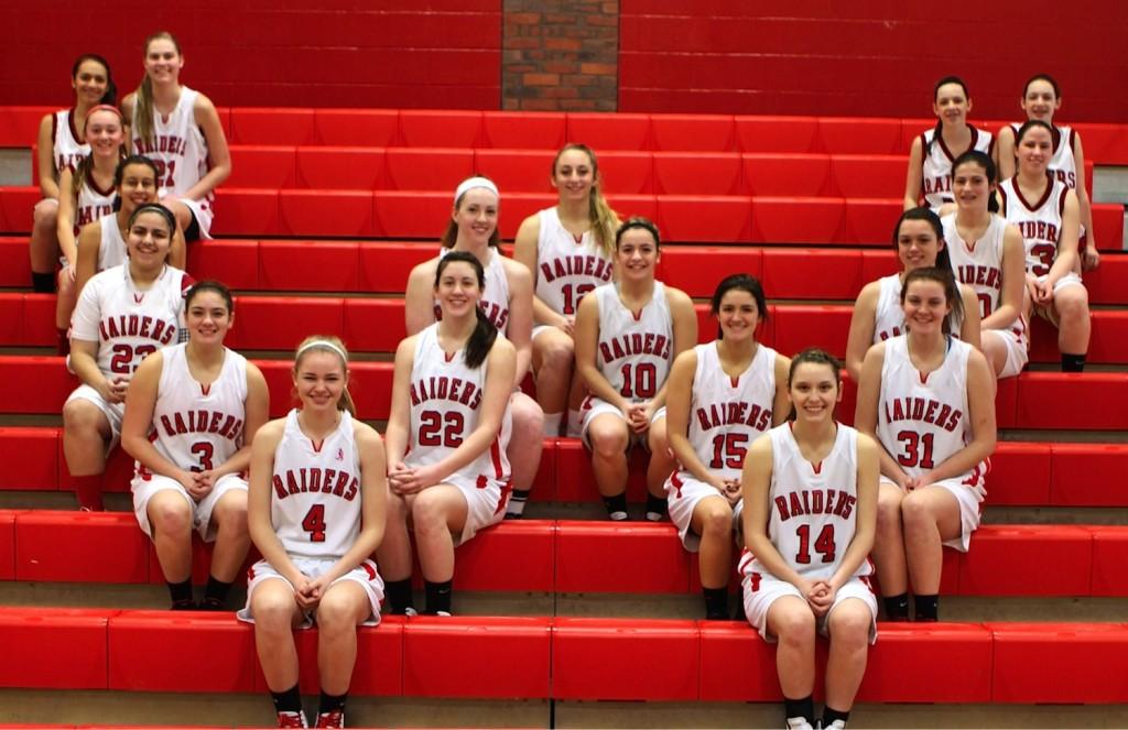 The+2013-14+Watertown+High+School+girls+basketball+team.