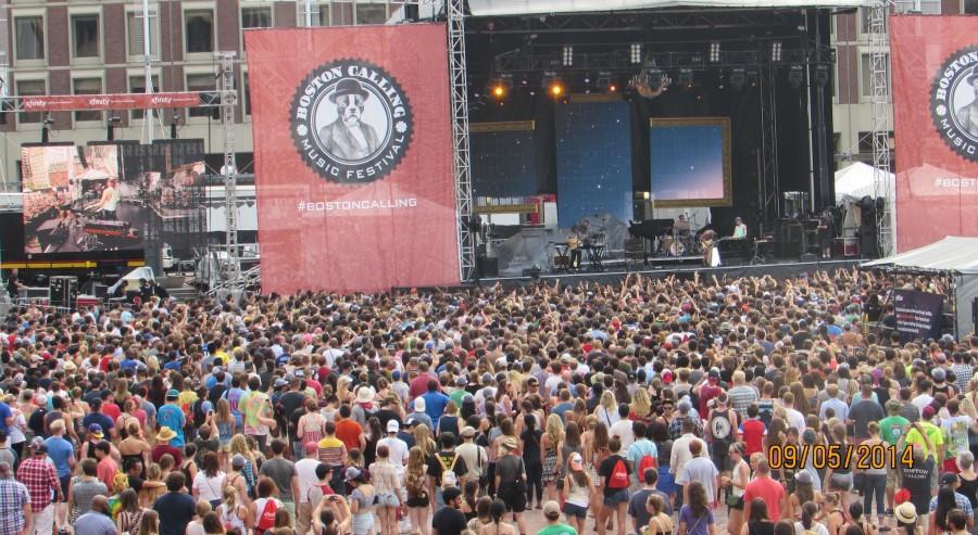 The+crowd+in+front+of+the+Capital+One+stage%2C+one+of+two+stages+set+up+for+the+fourth+Boston+Calling+music+festival+on+Sept.+5-7%2C+2014.