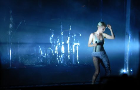 Robyn performs at Boston Calling 2016