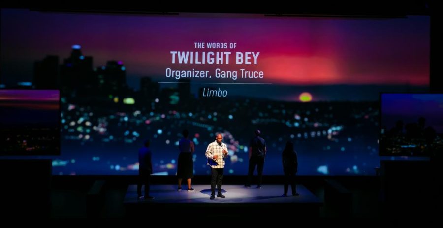 Wesley+T.+Jones+as+Twilight+Bey+in+Twilight%3A+Los+Angeles%2C+1992%2C+at+American+Repertory+Theater+through+Sept.+24%2C+2022.+Photo%3A+Lauren+Miller
