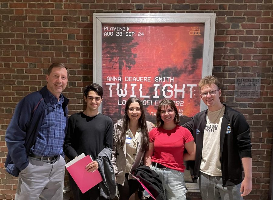 A+contingent+of+Watertown+High+students+and+teachers+attended+a+performance+of+%E2%80%9CTwilight%3A+Los+Angeles%2C+1992%E2%80%9D+at+American+Repertory+Theater+in+Cambridge+on+Sept.+23%2C+2022.+